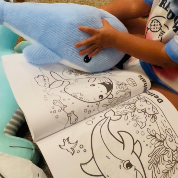 Super Cute Bilingual Coloring Book - Image 7